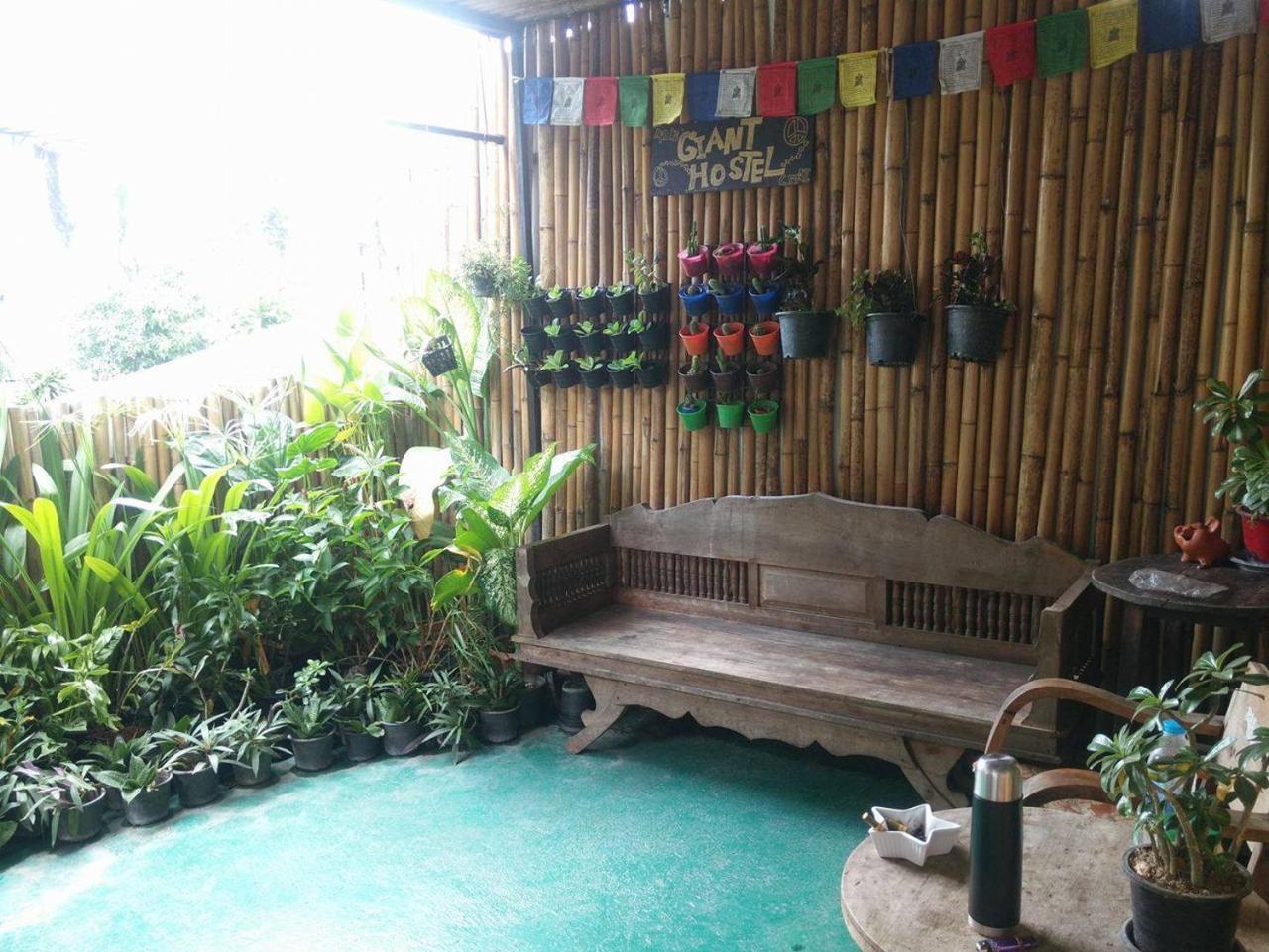 J Giant Hostel Čiang Mai Exteriér fotografie