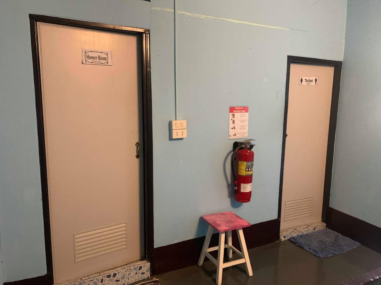 J Giant Hostel Čiang Mai Exteriér fotografie