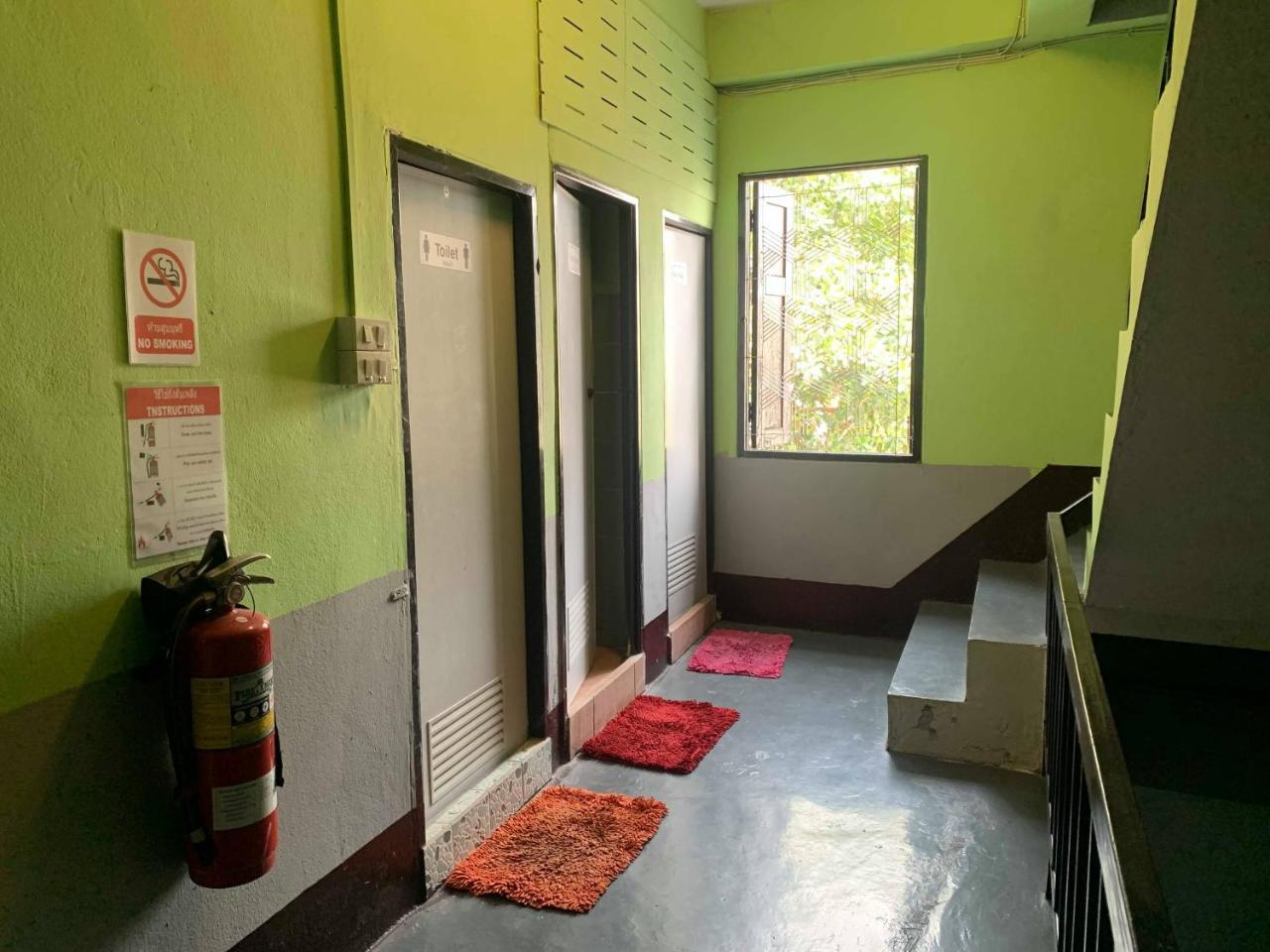 J Giant Hostel Čiang Mai Exteriér fotografie